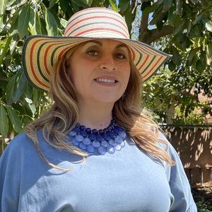 Meet your Posher, Beatriz